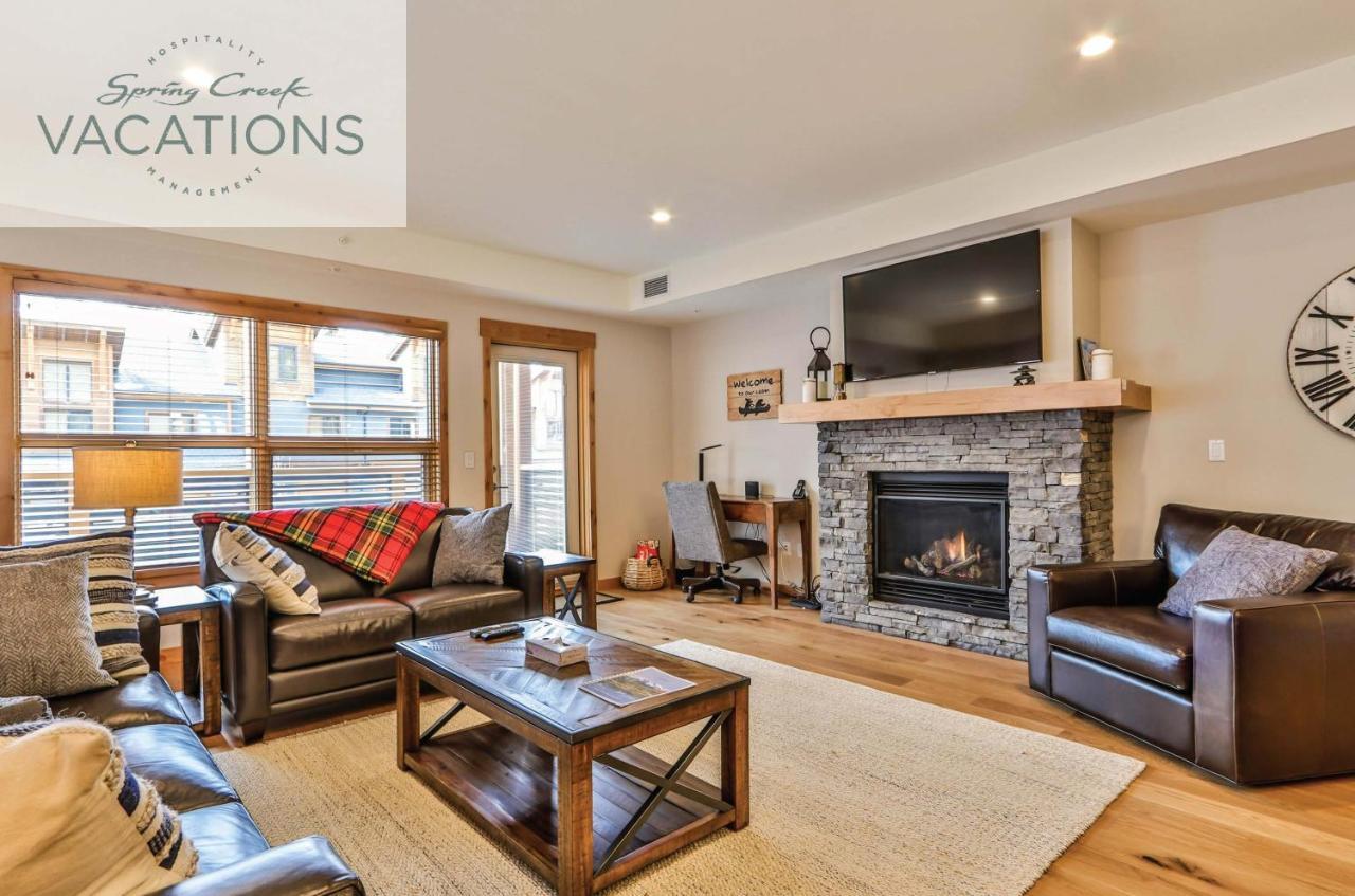 White Spruce Lodge By Spring Creek Vacations Canmore Room photo